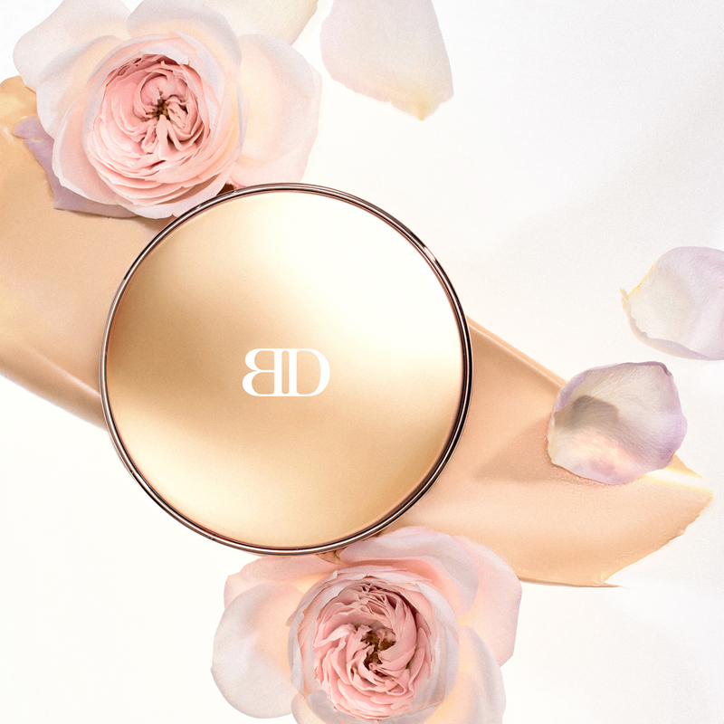 RADIANT AMPOULE CUSHION FOUNDATION "Gold Edition"